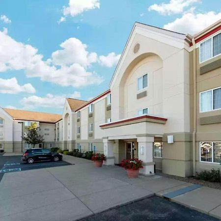 Mainstay Suites - Wichita Ne Exterior foto