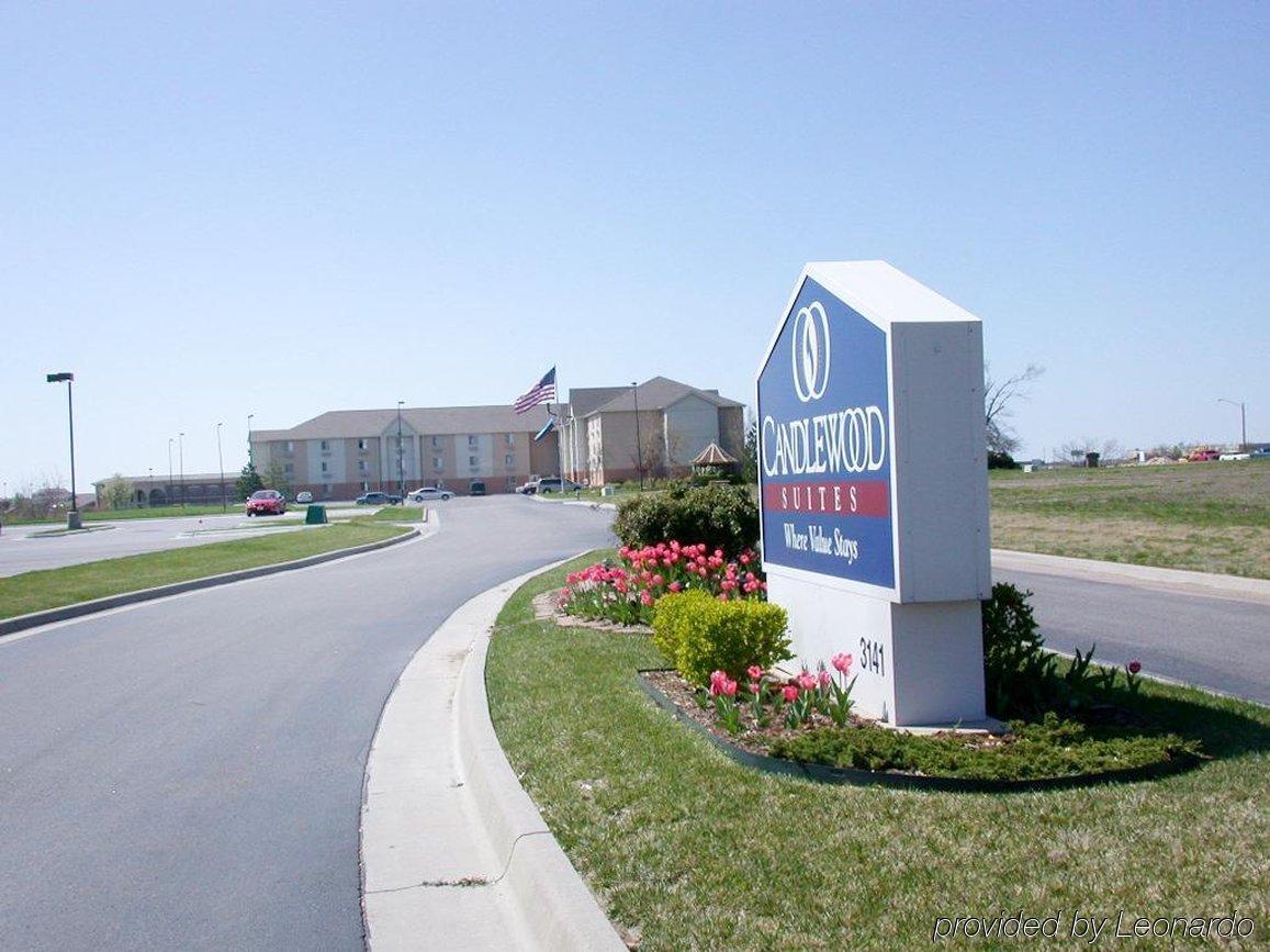 Mainstay Suites - Wichita Ne Exterior foto